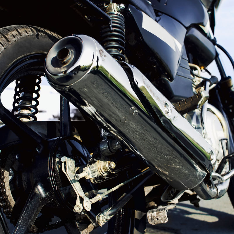 Brong-Exhaust-on-Motorcycle