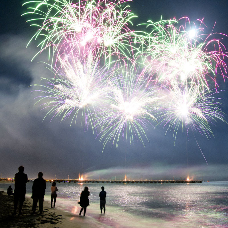 Fireworks-Over-Beach