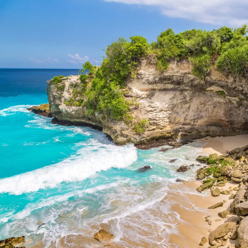 Nusa-Ceningan-Island-Blue-Lagoon