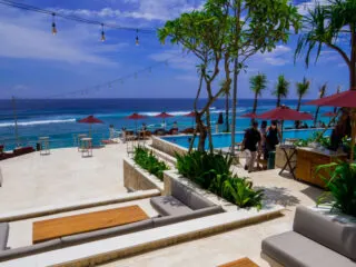 Spectacular Bali Beach Club Offers Tourists The Best Beachfront Vibes