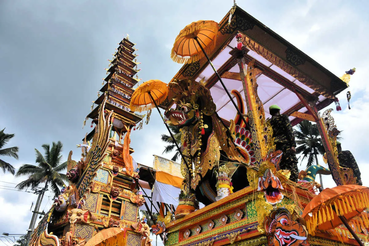 Ngaben Pelebon Ceremony Cremation Bali.jpg
