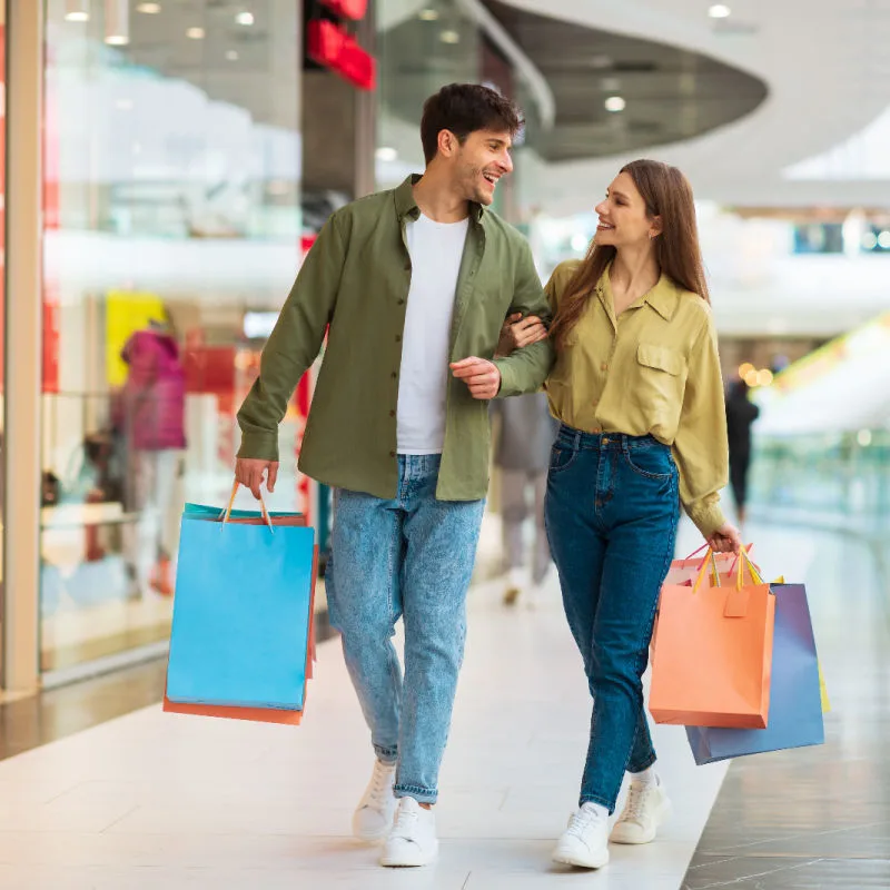 Tourists-Shopping-in-Shopping-Mall