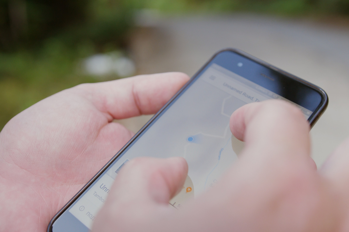 Google Maps Hand Phone.jpg