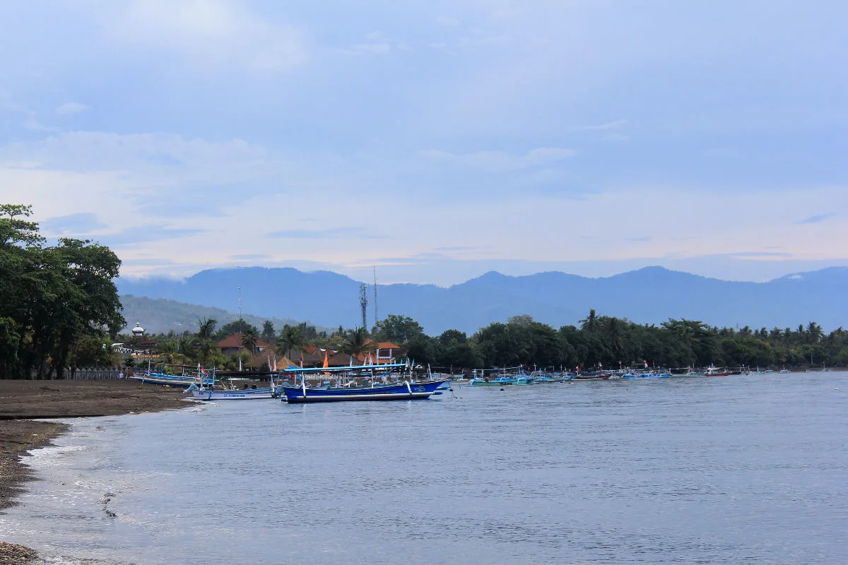 Lovina Beach in Evening Time in North Bali .jpg