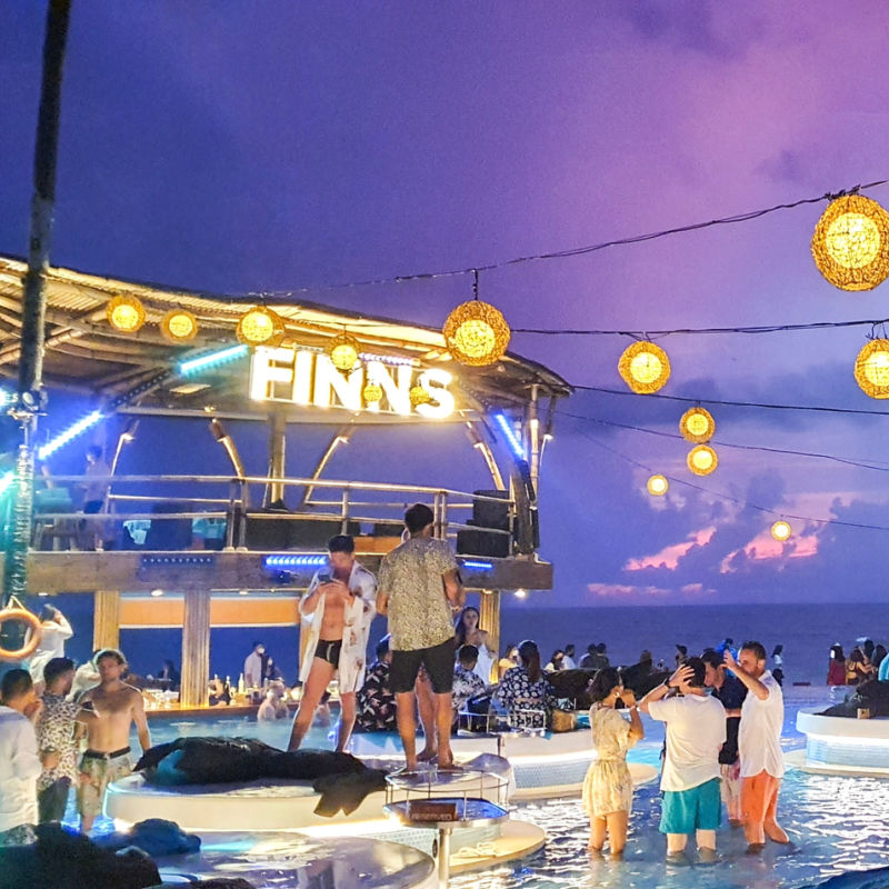 Finns-Beach-Club-At-Night-Time