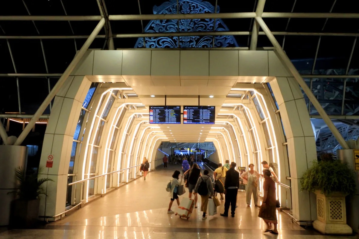 Entrance To Bali Airport International Departures.jpg