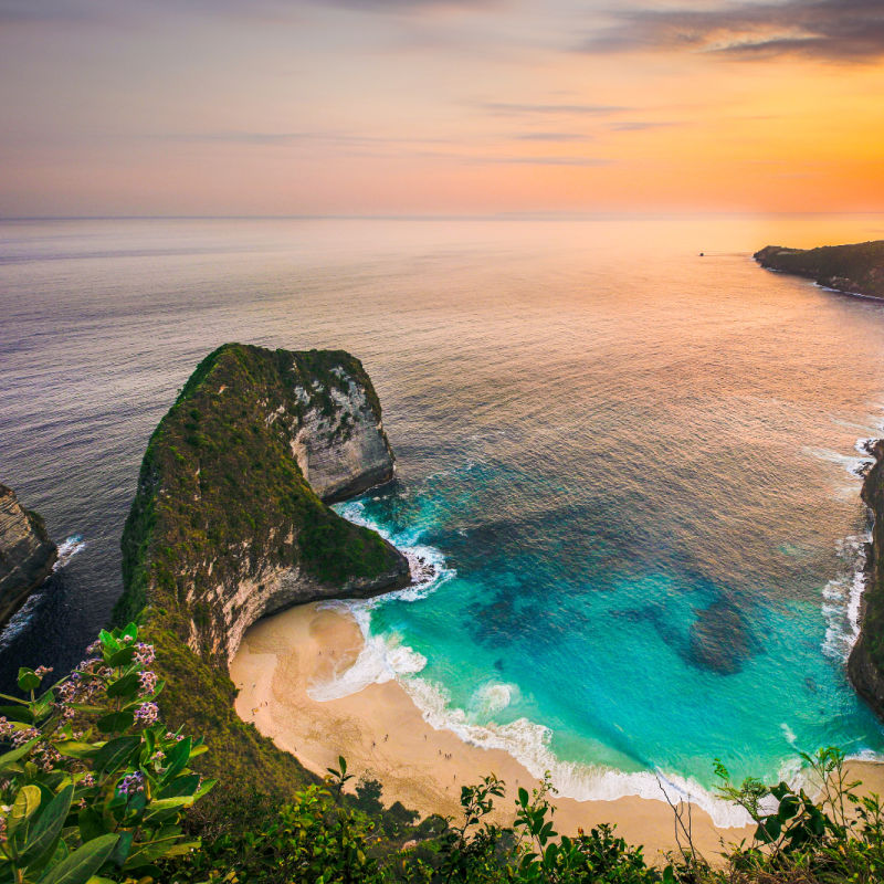 Kelingking-Beach-in-Nusa-Penida-Bali