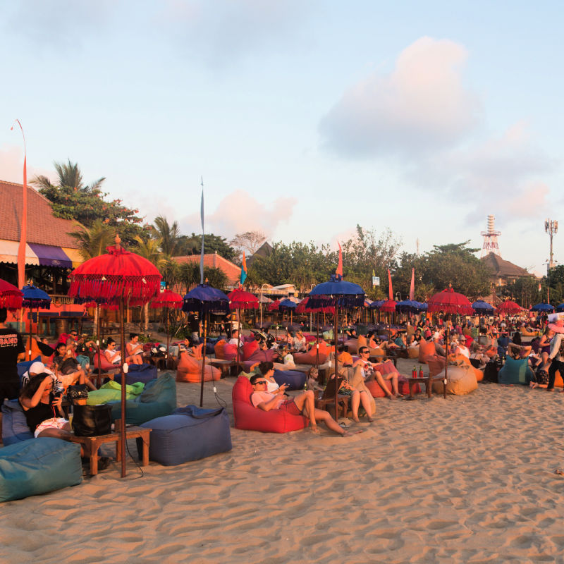 Tourists-on-Seminyak-Beach-in-Bali