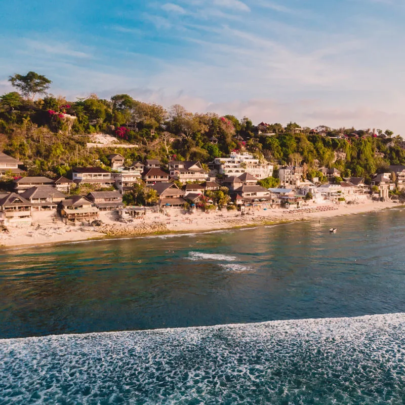 View-of-Bingin-Beach-in-UIluwatu-Bali