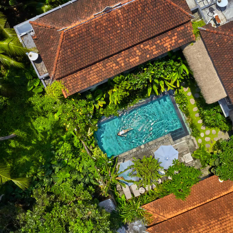 Birdeye-View-Of-Bali-Villa-And-Pool-With-Jungle-Garden