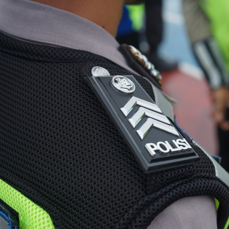 Police-Uniform-Close-Up