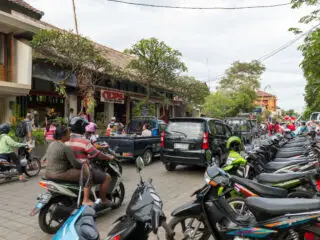 Tourists Must Be Mindful Of Parking In Bali&rsquo;s Ubud As New Traffic System Introduced&nbsp;
