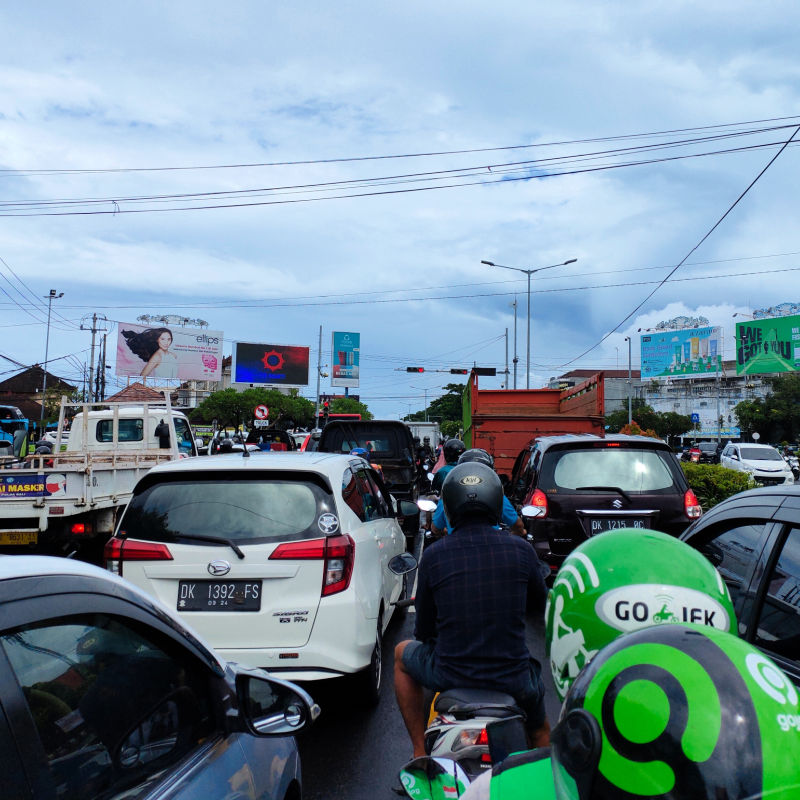 Traffic Jam In Bali Daytime.jpg