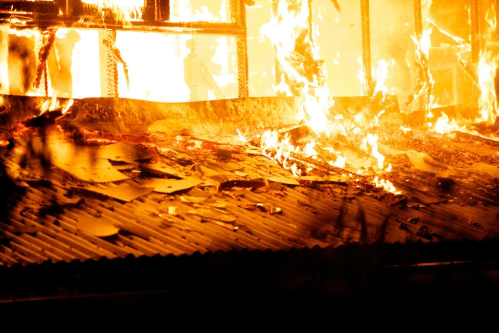 Community In Shock Major Fire At Restaurant In Top Tourism Resort