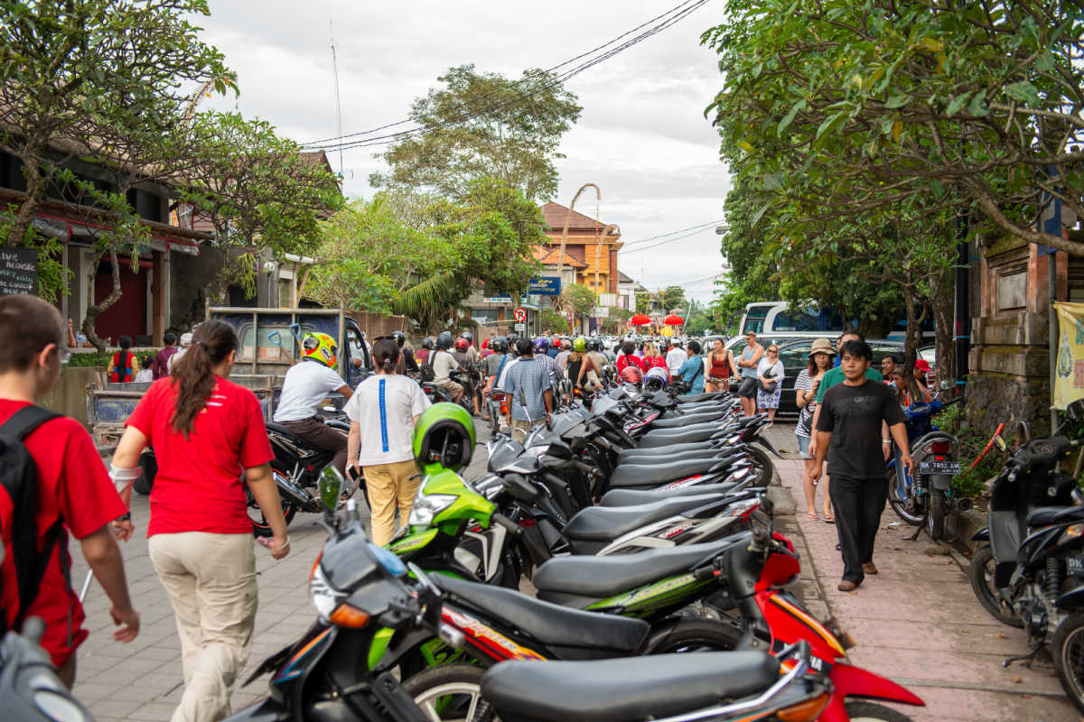 Ubud Bali Busy With Tourist Traffic.jpg