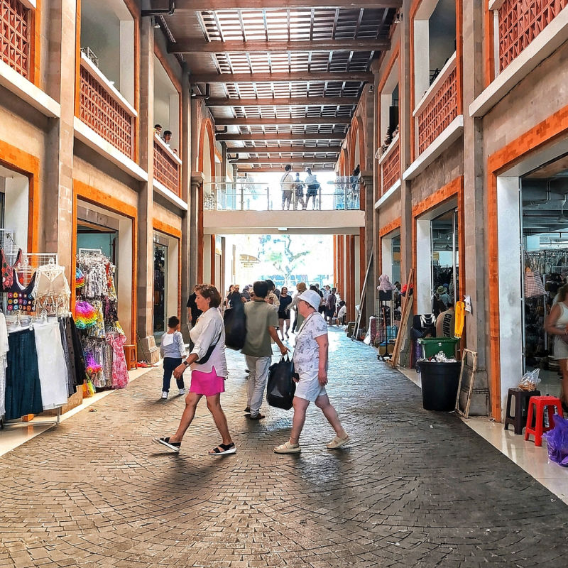 Inside-Of-Ubud-Art-Market-Bali