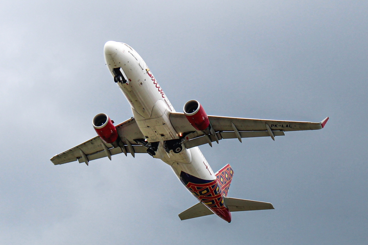 BatikAir Plane In Sky.jpg