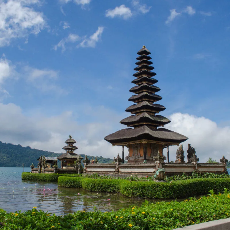 Pura-Ulun-Danu-Batur-Lake-Batur-in-Kintamani-Bali