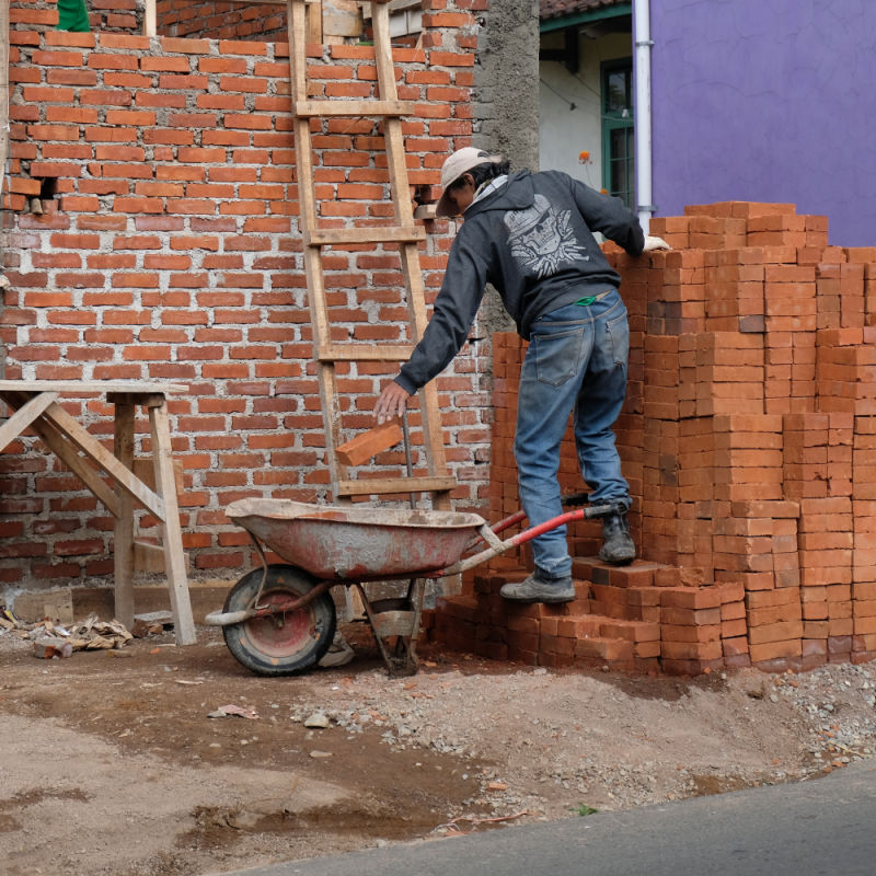 Builder-on-Construction-Site-in-Indonesia