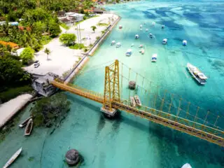 Easy Shuttle Service Connects Bali Tourists With Two Idyllic Nusa Islands