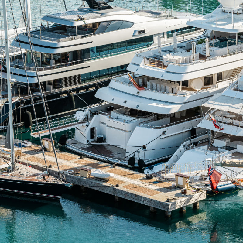 Luxury-Yacht-Marina-Harbor