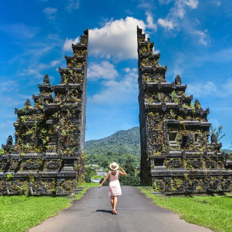 Bali-Handara-Gate-in-Daytime