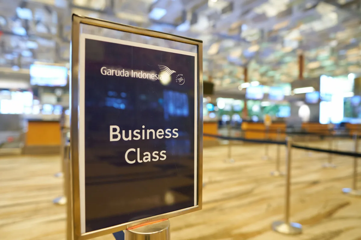 Business Class Airport Sign Garuda.jpg