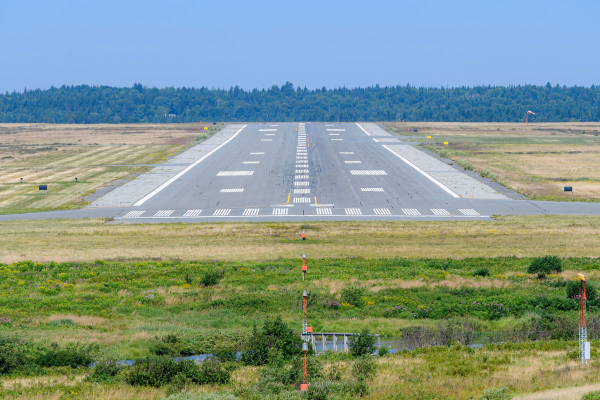 Airport Runway.jpg