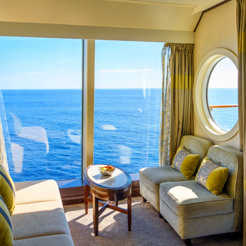 Inside-Cruise-Ship-Room