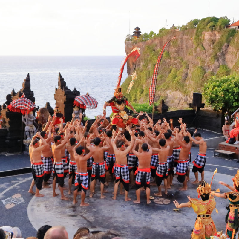 Kecak-at-Uluwatu-Temple-Bali