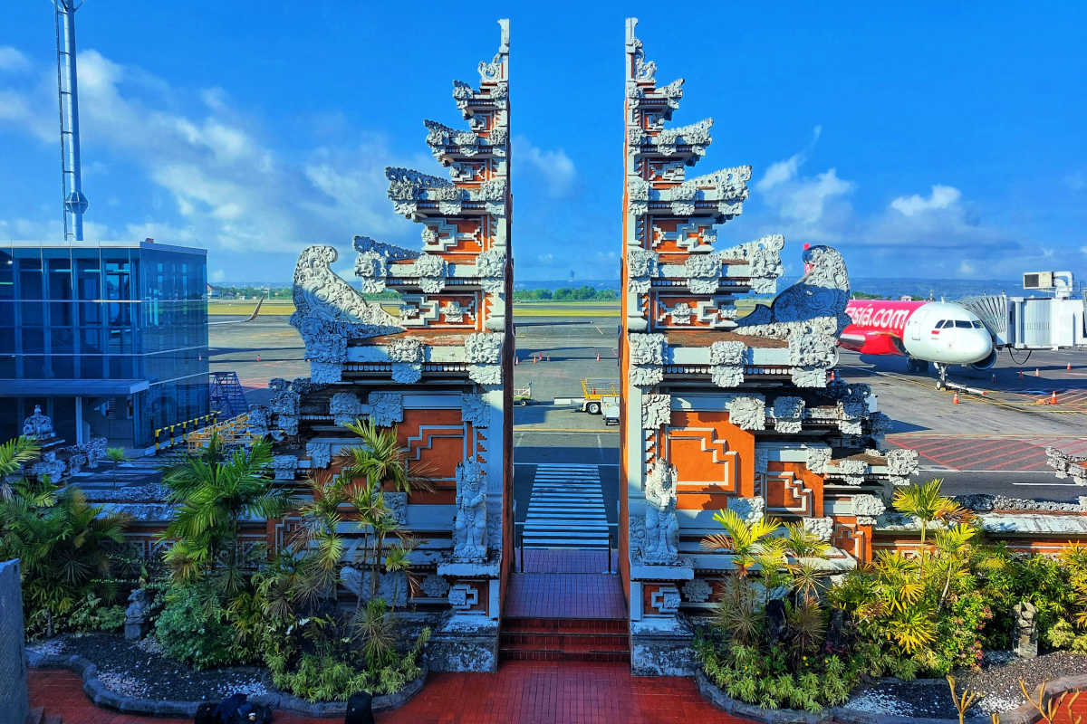 Traditonal Gate At Bali Airport.jpg