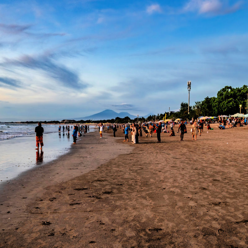 Tourists-On-Kuta-Beach-In-Early-Evening-in-Bali