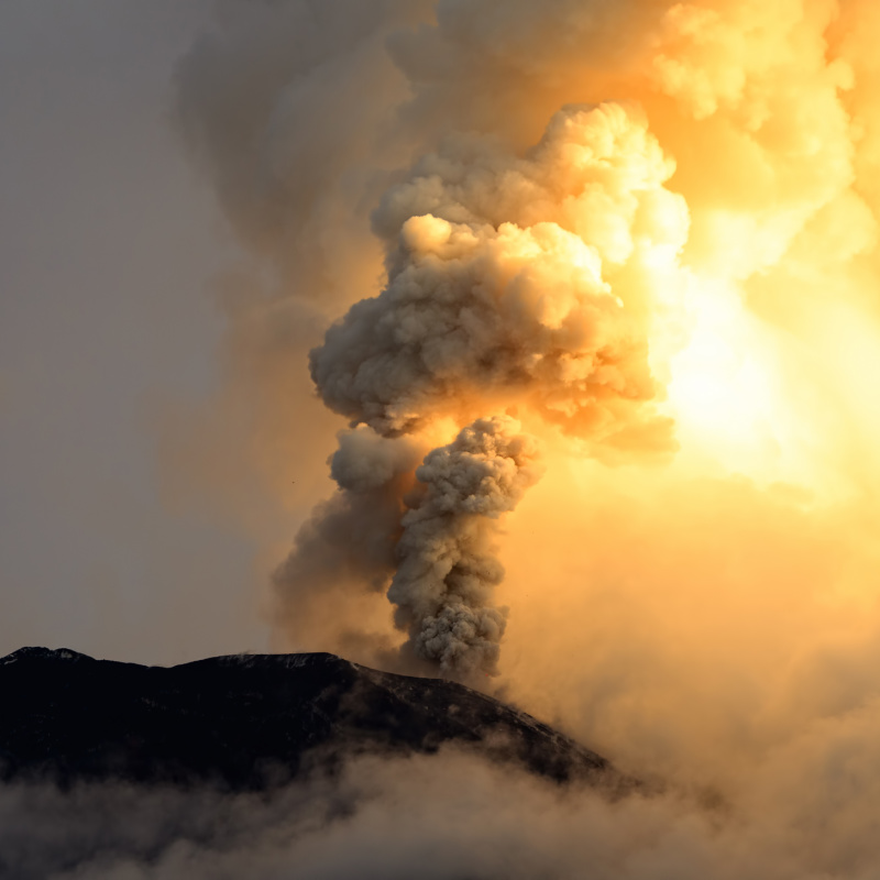 Volcanic-Eruption-Dust