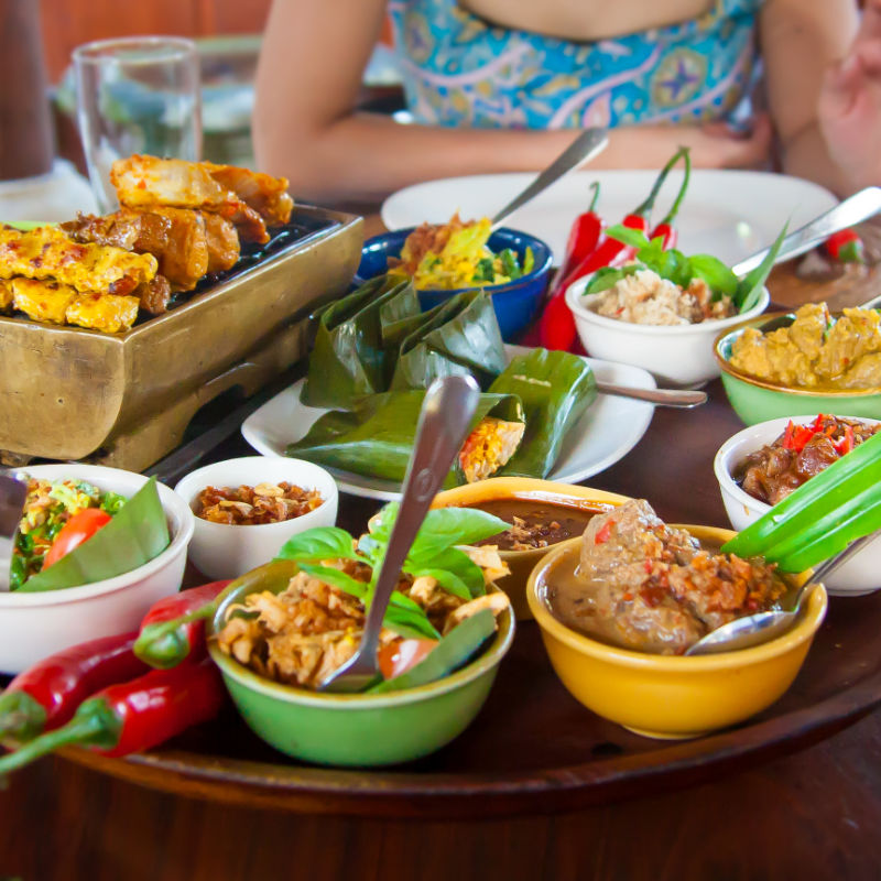 Bali-Traditional-Food-Nasi-Campur