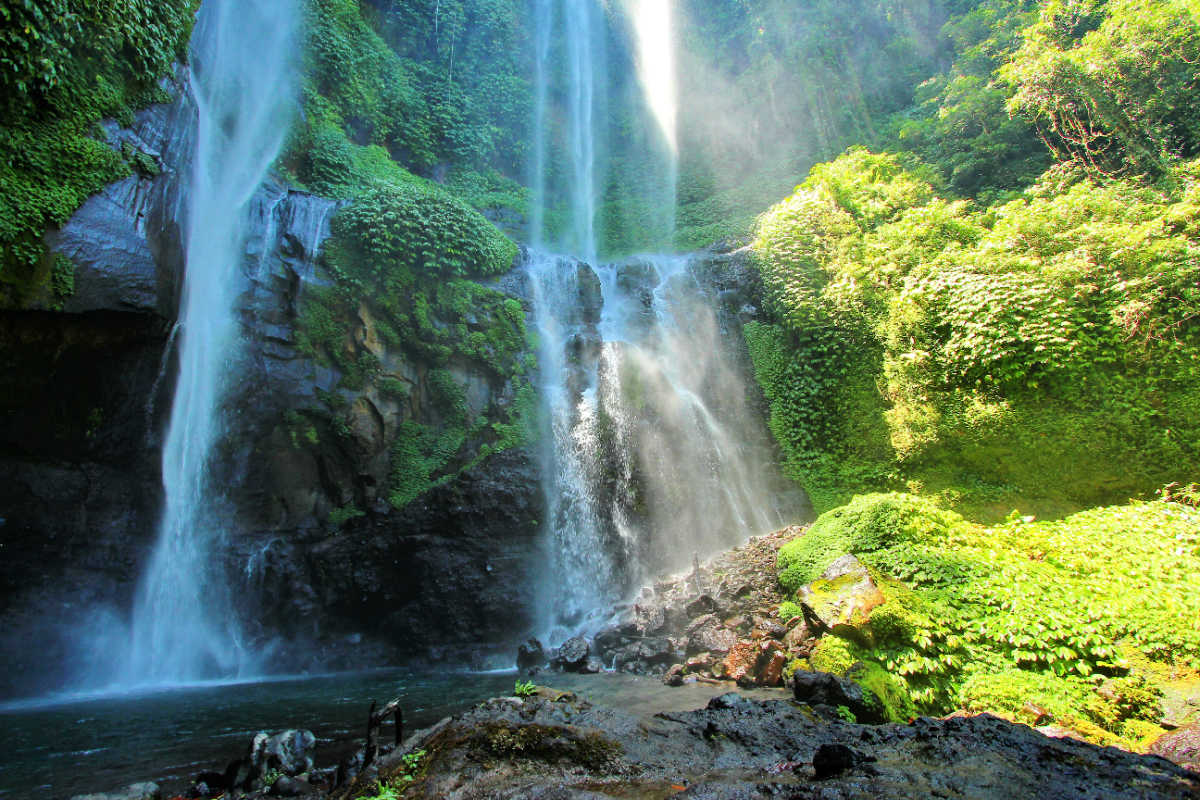 Sekumpul Waterfall North Bali.jpg