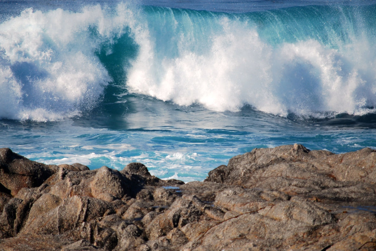 HIgh Waves on Bali Beach.jpg