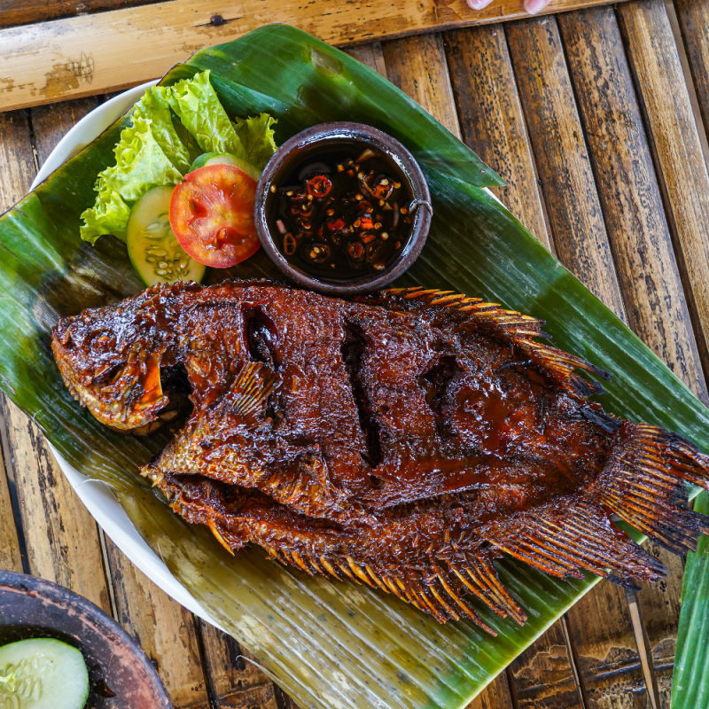 Ikan-Bakar-Grilled-BBQ-Fish-Food-in-Bali