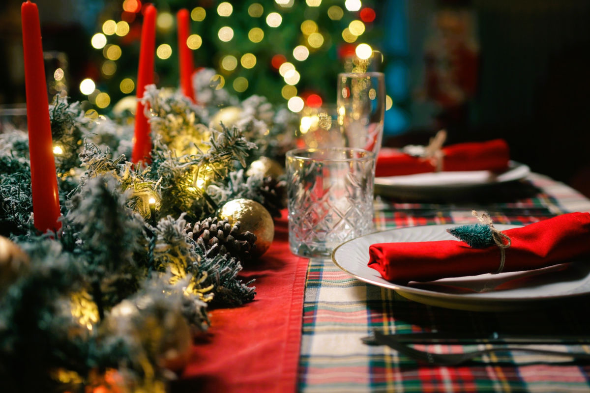 Christmas Dinner Table.jpg