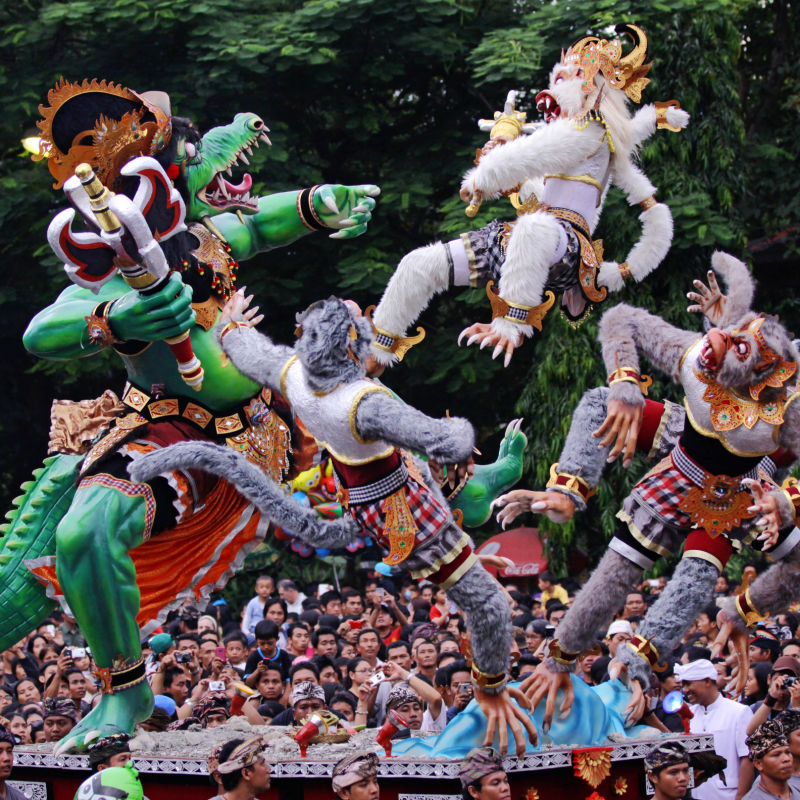 Ogoh-Ogoh-Parade-in-Bali