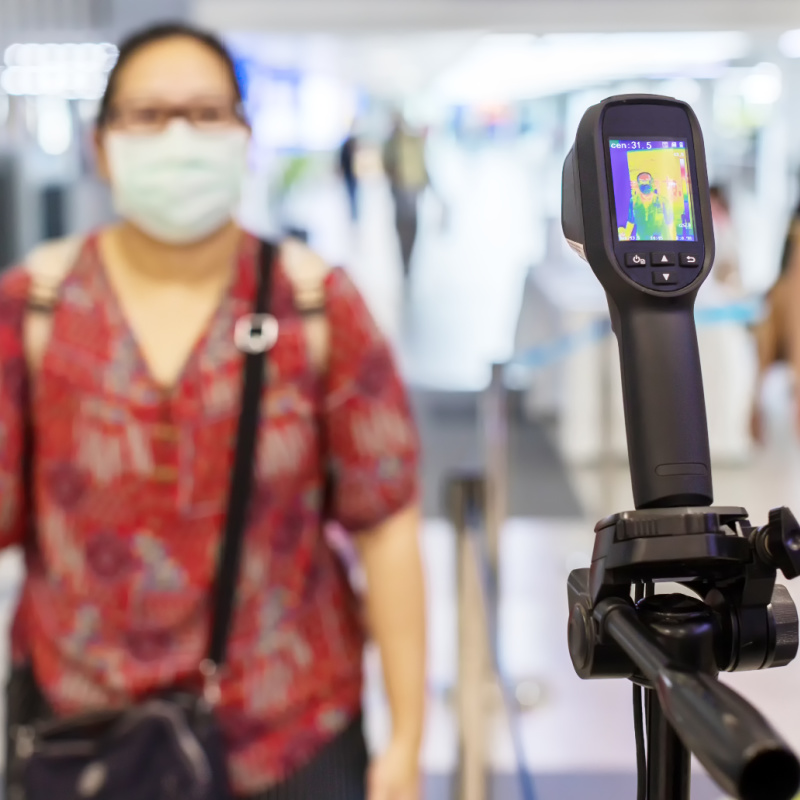 Thermal-Imaging-Camera-At-Airport-For-Public-Health