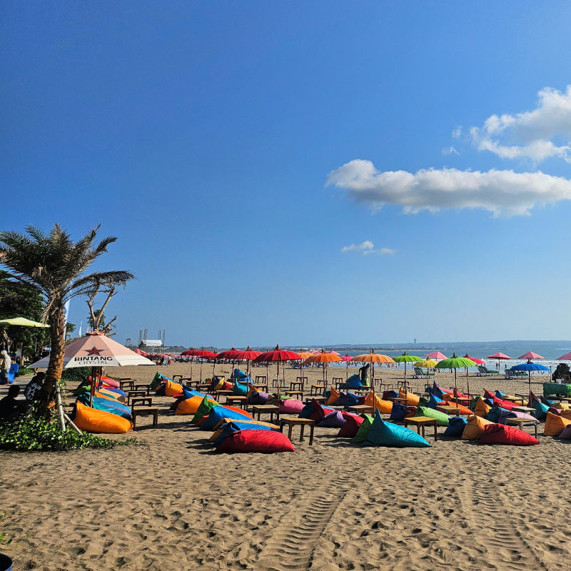 Sun-Loungers-On-A-Beach-in-Bali