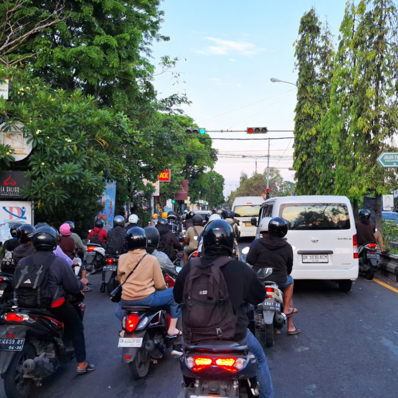 Traffic in Bali Road