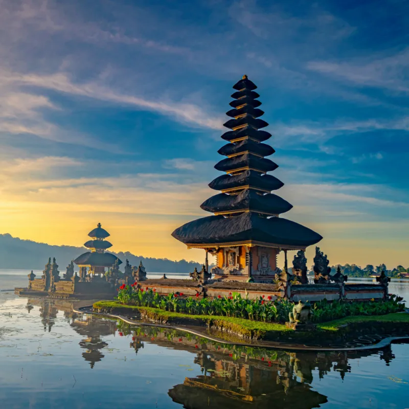 Ulun Danau Beratan Temple Bedugul