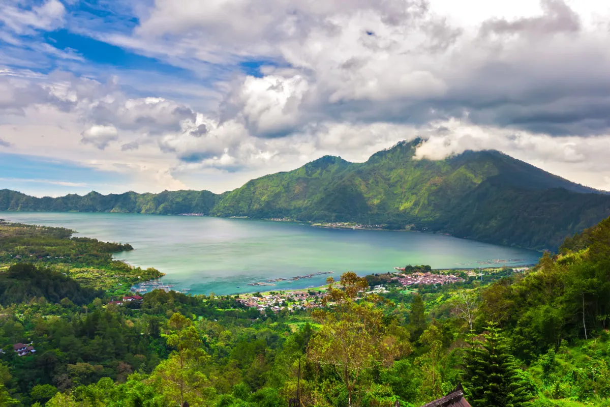 View of Lake Batur in Kintamani Bali.jpg