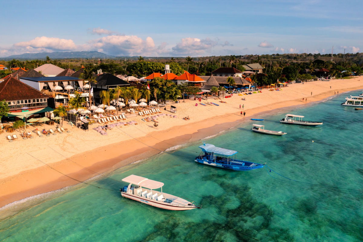 Boats in Nusa Lembongan Bali.jpg