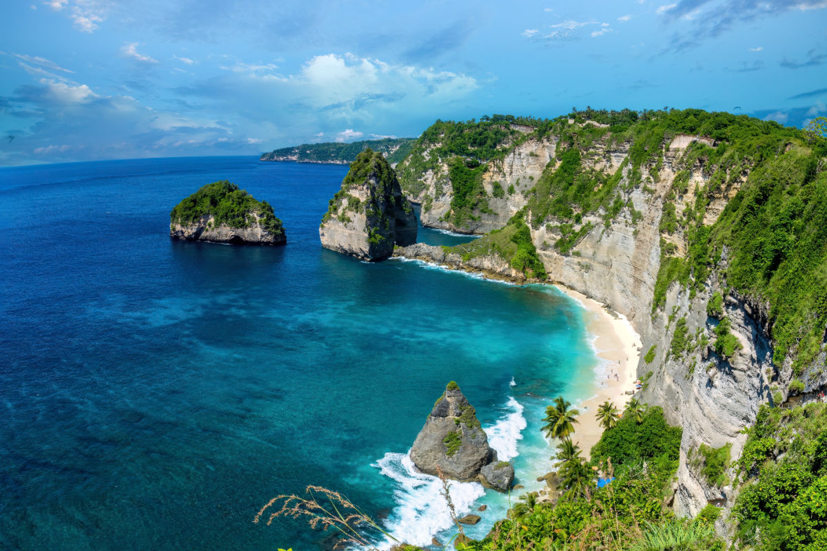 Diamond Beach in Nusa Penida.jpg