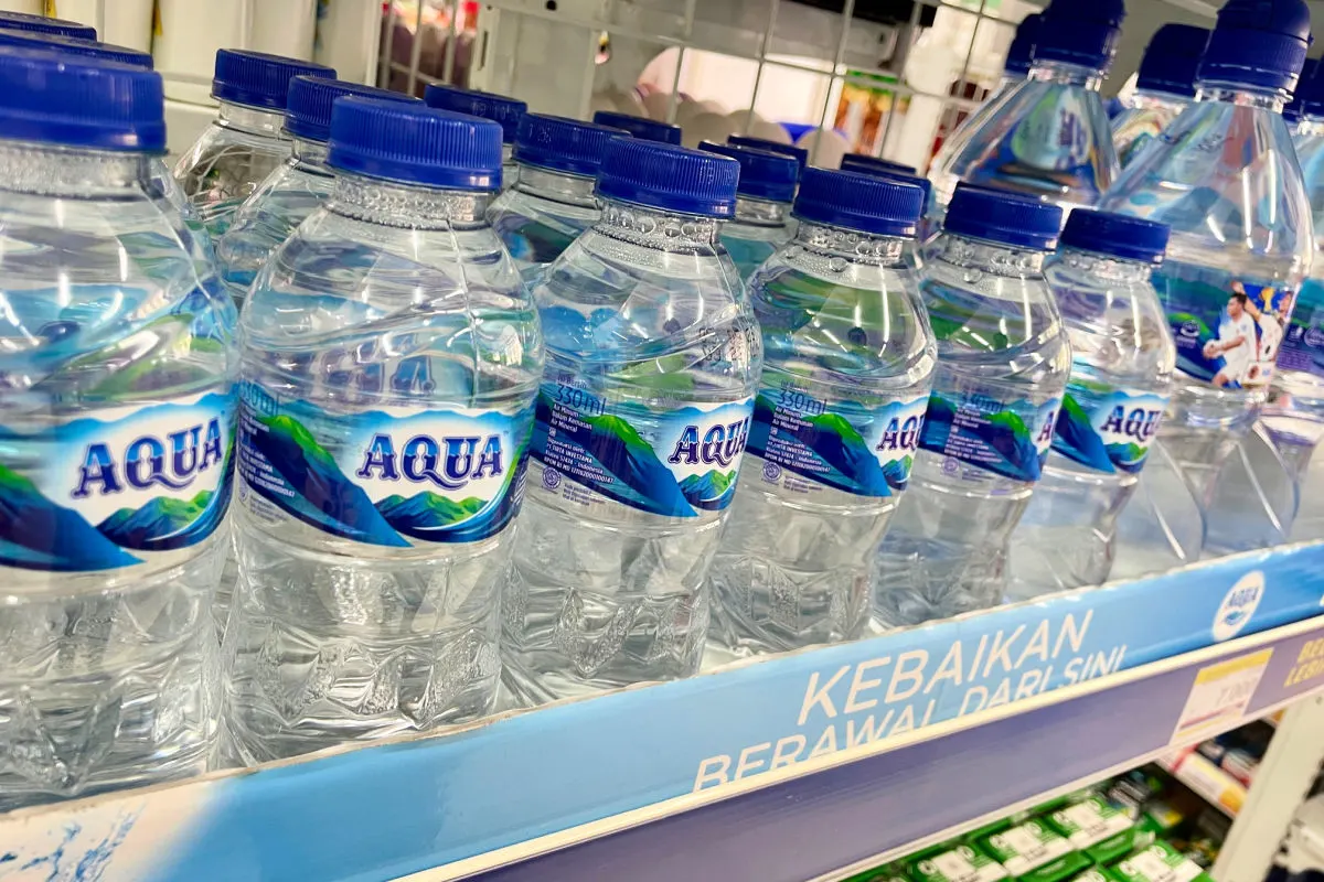 Aqua Single Use Water Bottles.jpg