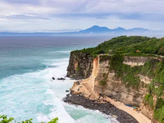 Controversial Sea Wall Project Is Officially Completed In Bali Tourism Hotspot&nbsp;