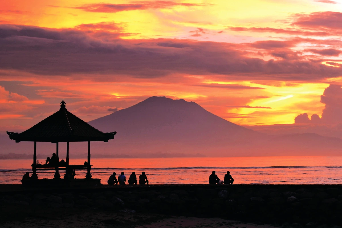 Sunrise in Sanur Bali.jpg