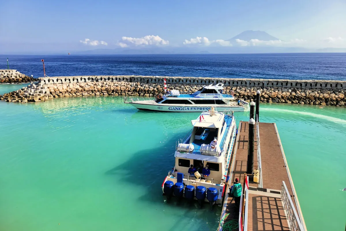 Sampalan Port in Nusa Penida.jpg